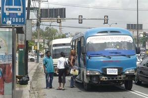 Intrant afirma que el 70 % de los autobuses privados entró hoy en operación