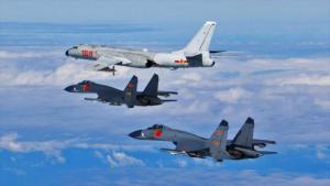 Taiwán moviliza cazas para vigilar bombarderos chinos cercanos a la isla