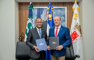 Ayuntamiento de Santiago y Universidad ISA firman acuerdo.