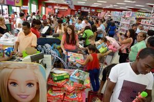 Día de Reyes dinamiza comercio en el Gran Santo Domingo 