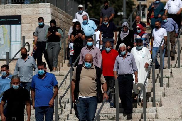 Israel baja el porcentaje de positivos al 2%, la cifra más baja en cuatro meses.