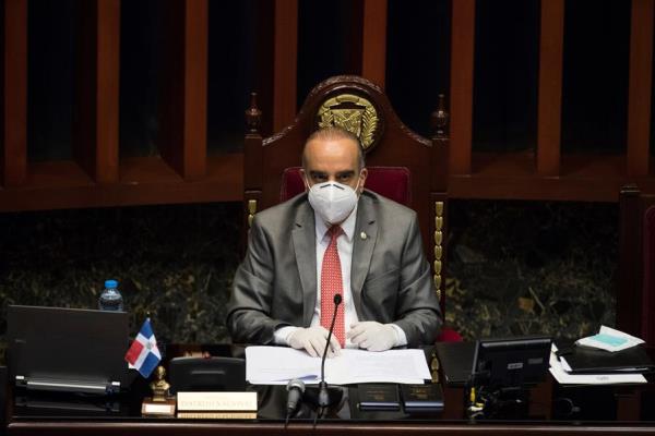 El vicepresidente del Senado dominicano y actual presidente en funciones, Aristides Victoria Yeb.