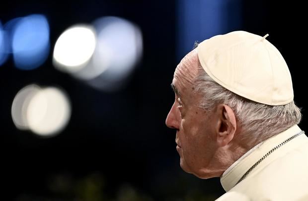 El papa implora la paz en un Ví­a Crucis marcado por Ucrania