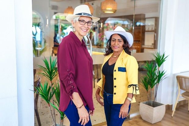Elynét Jiménez y Brunilda Lora 