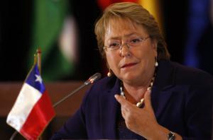 Bachelet pide al Constitucional "acoger voz de mayorías" sobre ley del aborto