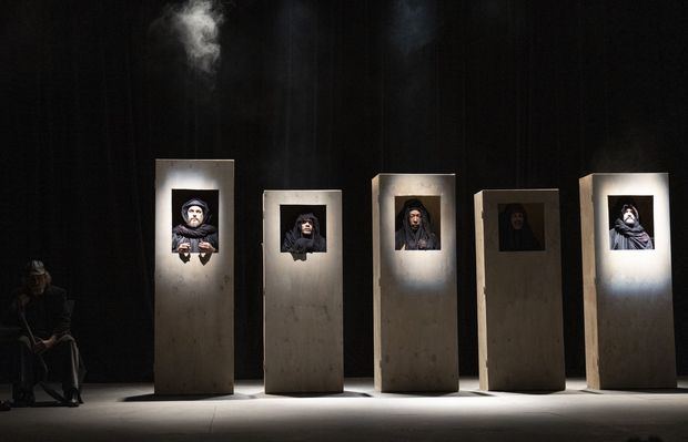 Bellas Artes rinde homenaje a Iván García y Emilio Aparicio en el Día del Teatro con una magistral puesta en escena de “El Sueño de la Vida”.