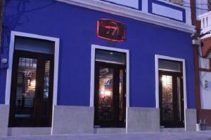 Parada 77 Bar llega a su mayoría de edad ¡salud!