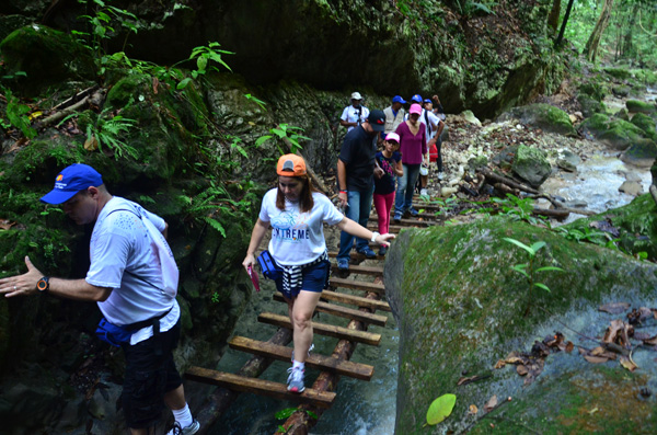 Recomiendan desarrollar el turismo de aventura 