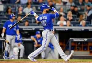 Jos&#233; Bautista aumenta su cuota de jonrones ante los Yanquis