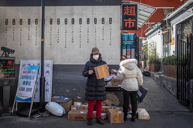 Las muertes por el coronavirus en China se elevaron en las últimas 24 horas a 97 hasta alcanzar los 2.442 fallecidos, y se registraron 648 nuevos infectados hasta un total de 76.936, informó hoy la Comisión Nacional de Salud del país asiático. 