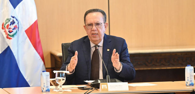 Gobernador del Banco Central , Héctor Valdez Albizu.