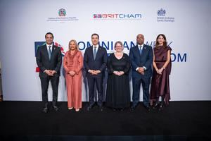 Popular atrae interés de inversionistas durante Semana Dominicana en Reino Unido