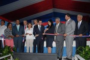 Gobierno entrega 3 escuelas en Azua, Elías Piña e Independencia 