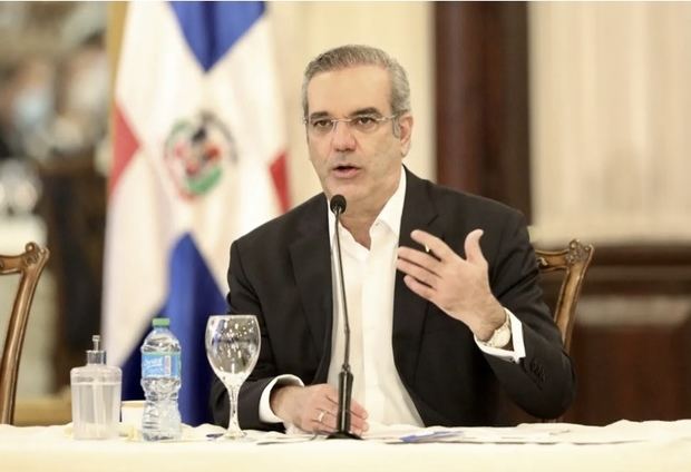 Fuente externa