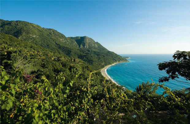 Vista de la Sierra de Bahoruco.