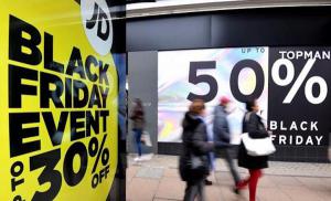 Un "Black Friday" cada vez más "online" busca facturar casi 6.000 millones de dólares en EE. UU.