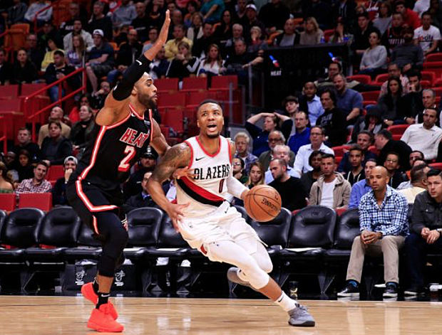 Blazers derrotan a Heat y amargan debut de Andre Iguodala.