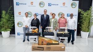 Banco Popular dona 130 instrumentos musicales para jóvenes de La Vega