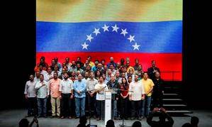 Oposición venezolana habla de involución del diálogo con comicios en puertas 