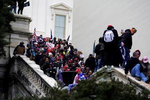 Llueven las crí­ticas a la actuación policial en el asalto al Congreso