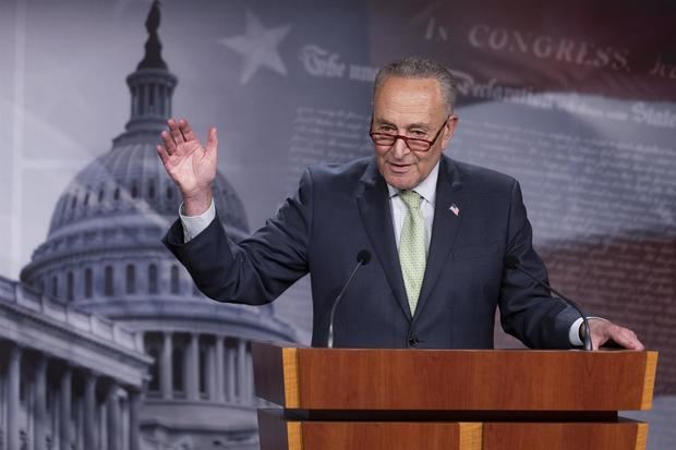 El Senado de EE.UU. aprueba debatir la ley climática y fiscal de los demócratas