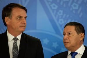 Algunos asesores de Bolsonaro buscan tergiversar hechos, dice el vicepresidente