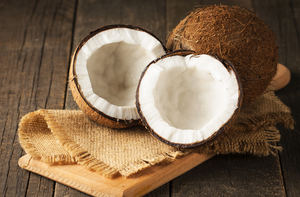 Con financiamiento de 883 millones de pesos el Gobierno relanzará industria del coco