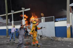 Jefe de Bomberos confirma muerte de cuatro personas por explosión en fábrica de plásticos