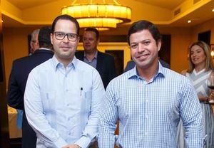 Leonardo Reyes y Juan Carlos Reyes