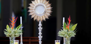 Fundéu Guzmán Ariza: "Corpus Christi", no "Corpus Cristi"