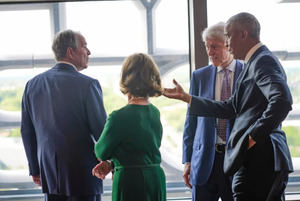 Barack Obama, junto a expresidentes de Estados Unidos.