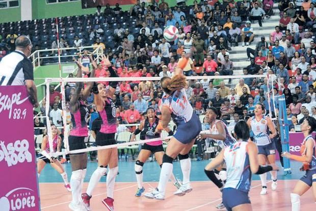 Las Caribeñas se colocan a un triunfo de la final Liga Voleibol Superior