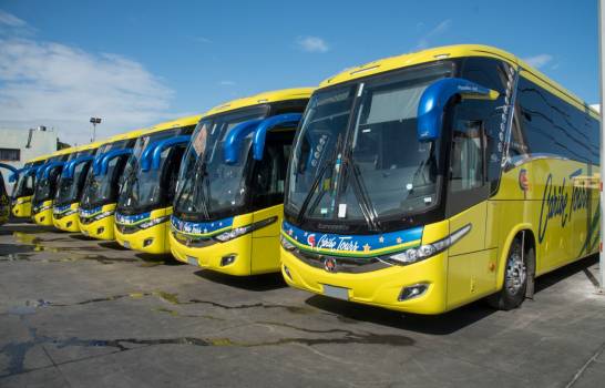 Autobuses de Caribe Tours.