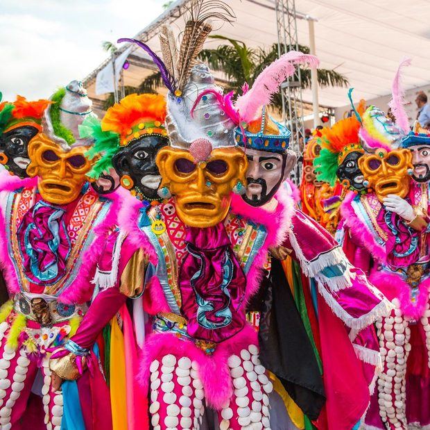 Miles de personas disfrutaron del Carnaval Puerto Plata 2023 cuyo desfile final será el 11 de marzo