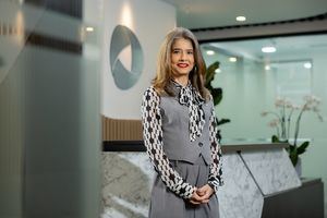 Banco BHD triunfa en festival iberoamericano con campaña contra violencia financiera.