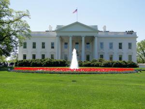 La Casa Blanca estudia endurecer requisitos para más deportaciones "rápidas"