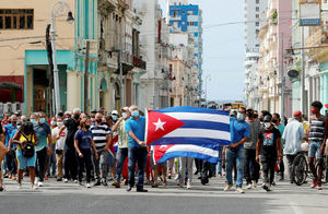 Denuncian el juicio a 57 cubanos, entre ellos 14 jóvenes, que protestaron el 11J