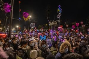 Wuhan celebró en masa la llegada del 2021