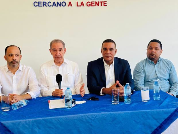 Más de 190 becas para jóvenes de Espaillat.