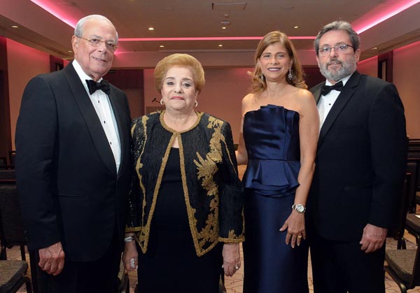 Octavio González, Amada Pittaluga, Pilar González y Carlos Ariza