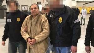 
La Fiscalía de EE.UU. pide cadena perpetua por más de 30 años de cárcel para el Chapo
 
 