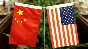China amenaza a EEUU con "contramedidas" si sigue inmiscuyéndose en Hong Kong
 