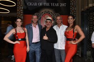 Don Carlos Eye of The Shark se corona con el Top Dominican Cigar
