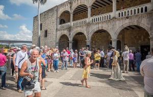 Ministerio de Turismo y promueve el éxito de Dominicana Moda