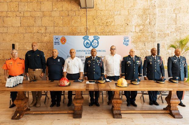 Bomberos del DN completan exitosos entrenamientos.