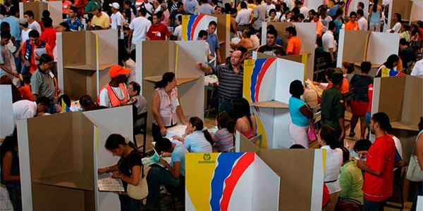 Colombia vota hoy en sus primeras elecciones presidenciales en paz