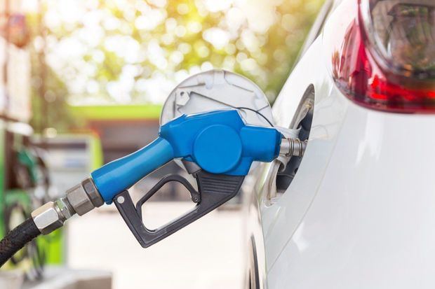 Gobierno vuelve a congelar los precios de los combustibles