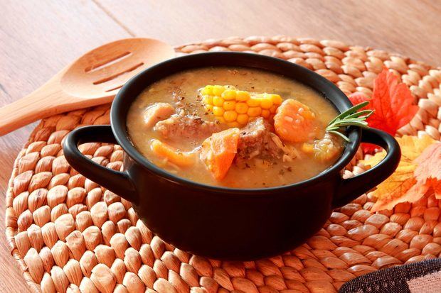 Sancocho dominicano.