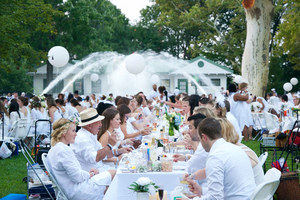 Diner en Blanc de París debuta en Fort Lauderdale 