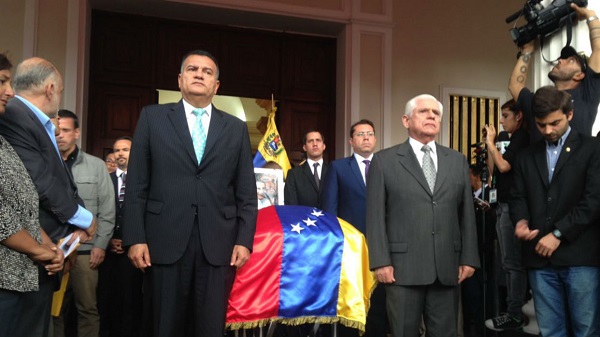 Acto fúnebre de Fernando Albán